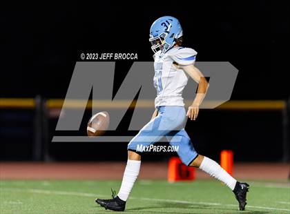 Thumbnail 3 in Saugus @ Simi Valley photogallery.