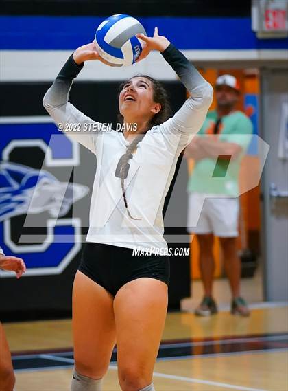 Thumbnail 1 in Gilbert vs. Highland photogallery.