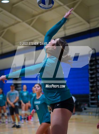 Thumbnail 3 in Gilbert vs. Highland photogallery.