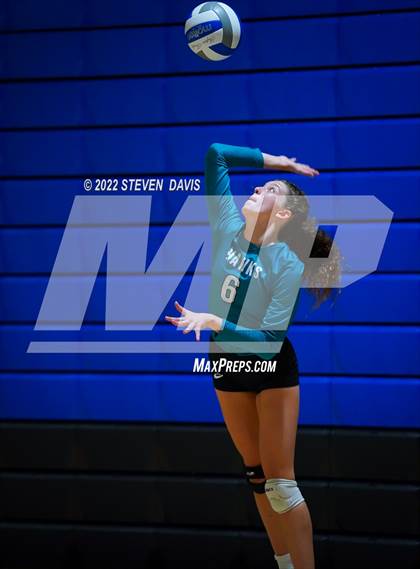 Thumbnail 1 in Gilbert vs. Highland photogallery.