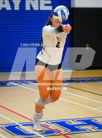 Thumbnail 1 in Gilbert vs. Highland photogallery.
