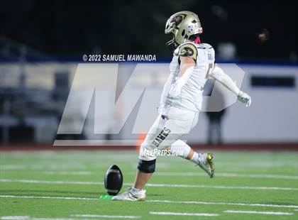 Thumbnail 3 in Birmingham vs Laguna Hills (Division 3-A SoCal  Regional Final) photogallery.