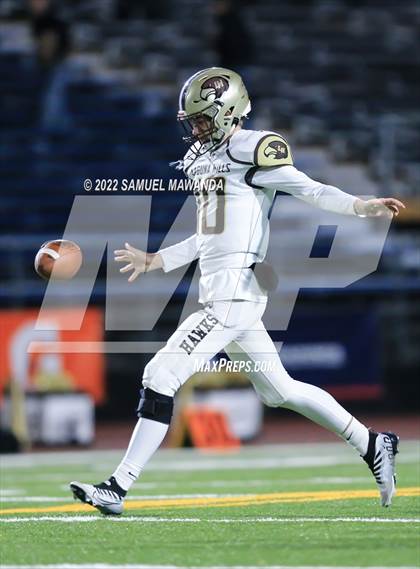 Thumbnail 1 in Birmingham vs Laguna Hills (Division 3-A SoCal  Regional Final) photogallery.