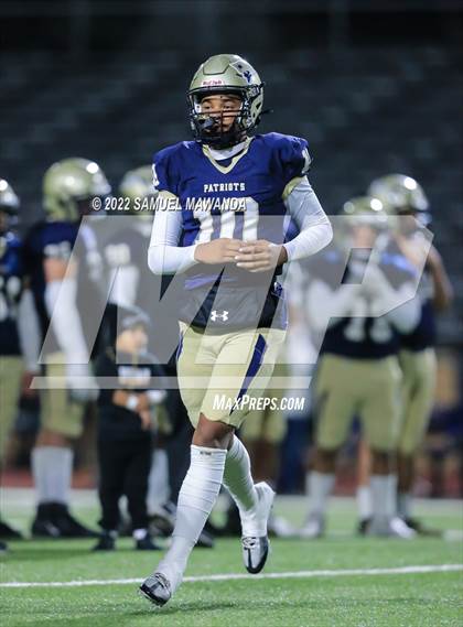 Thumbnail 3 in Birmingham vs Laguna Hills (Division 3-A SoCal  Regional Final) photogallery.