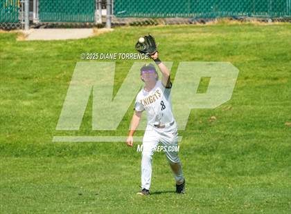 Thumbnail 2 in Foothill vs. Millikan photogallery.