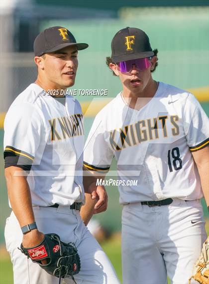 Thumbnail 3 in Foothill vs. Millikan photogallery.