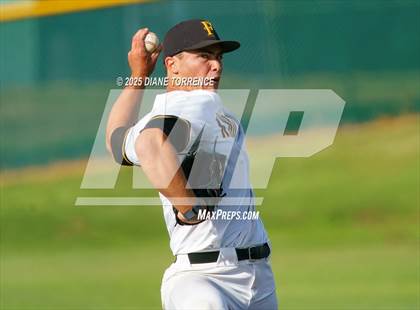Thumbnail 1 in Foothill vs. Millikan photogallery.