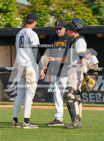 Thumbnail 2 in Foothill vs. Millikan photogallery.