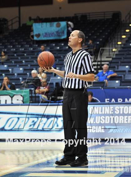 Thumbnail 2 in Central vs. La Jolla (CIF SDS D3 Final) photogallery.