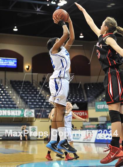 Thumbnail 1 in Central vs. La Jolla (CIF SDS D3 Final) photogallery.