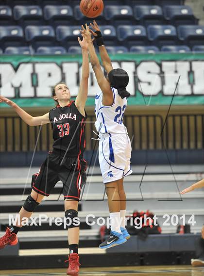 Thumbnail 3 in Central vs. La Jolla (CIF SDS D3 Final) photogallery.