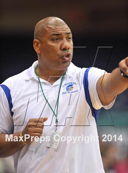 Thumbnail 3 in Central vs. La Jolla (CIF SDS D3 Final) photogallery.