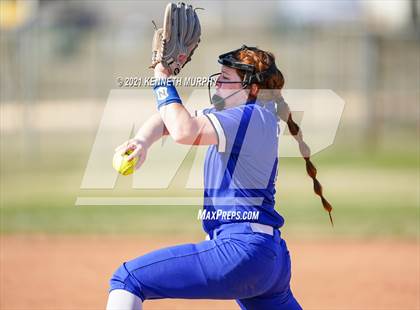 Thumbnail 1 in Krum vs Huntsville photogallery.