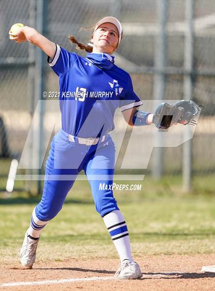 Thumbnail 1 in Krum vs Huntsville photogallery.
