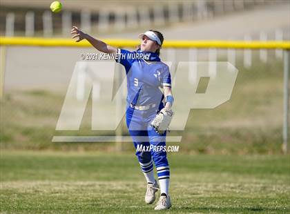 Thumbnail 1 in Krum vs Huntsville photogallery.