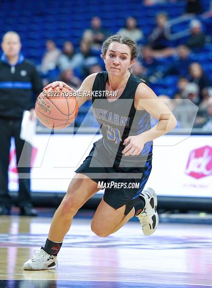 Thumbnail 1 in Sands vs. Huckabay (UIL 1A State Semifinal) photogallery.