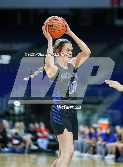Thumbnail 2 in Sands vs. Huckabay (UIL 1A State Semifinal) photogallery.