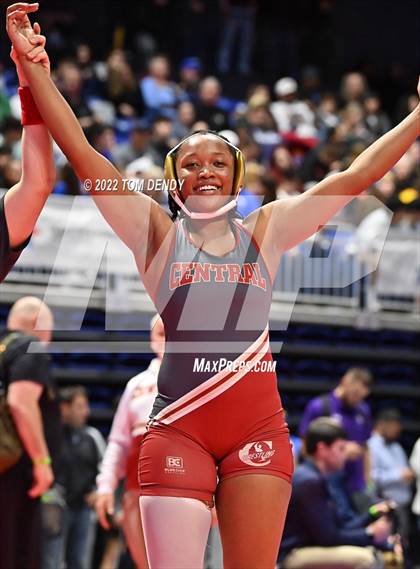 Thumbnail 2 in UIL State Championships - 5A/6A 3rd/5th Place Session 6 photogallery.