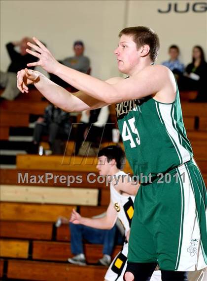 Thumbnail 2 in Bishop Brossart vs. Clay County (Lloyd Memorial Classic) photogallery.