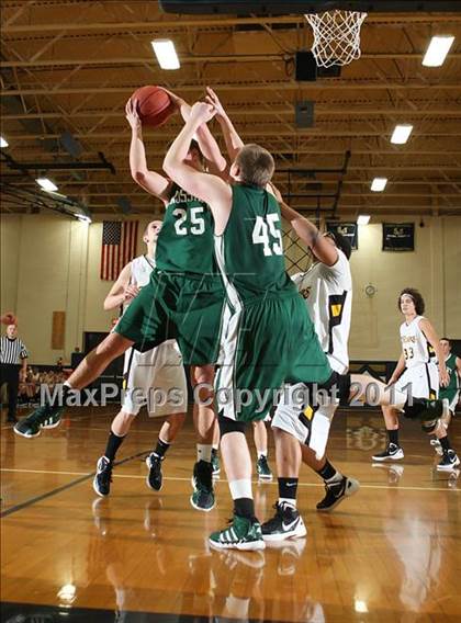 Thumbnail 3 in Bishop Brossart vs. Clay County (Lloyd Memorial Classic) photogallery.