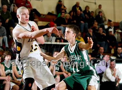 Thumbnail 3 in Bishop Brossart vs. Clay County (Lloyd Memorial Classic) photogallery.