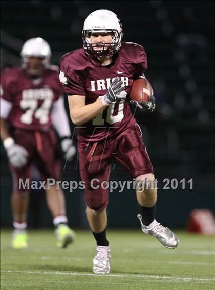 Thumbnail 2 in McQuaid Jesuit vs. Aquinas Institute (Section 5 Class A Final) photogallery.