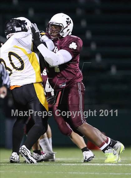 Thumbnail 1 in McQuaid Jesuit vs. Aquinas Institute (Section 5 Class A Final) photogallery.