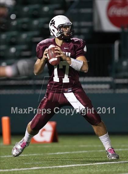 Thumbnail 3 in McQuaid Jesuit vs. Aquinas Institute (Section 5 Class A Final) photogallery.