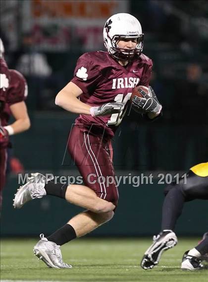 Thumbnail 2 in McQuaid Jesuit vs. Aquinas Institute (Section 5 Class A Final) photogallery.