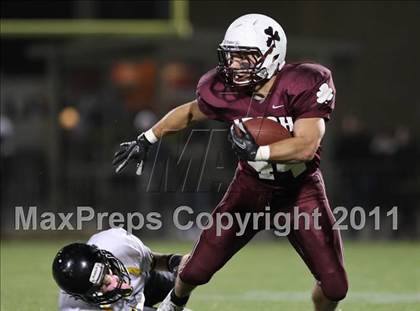 Thumbnail 2 in McQuaid Jesuit vs. Aquinas Institute (Section 5 Class A Final) photogallery.