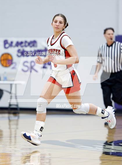 Thumbnail 1 in Como-Pickton vs. Muenster photogallery.