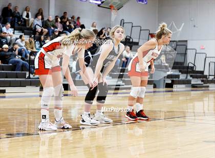 Thumbnail 1 in Como-Pickton vs. Muenster photogallery.