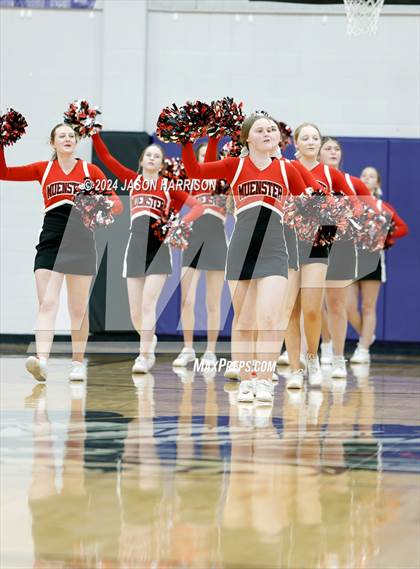 Thumbnail 3 in Como-Pickton vs. Muenster photogallery.