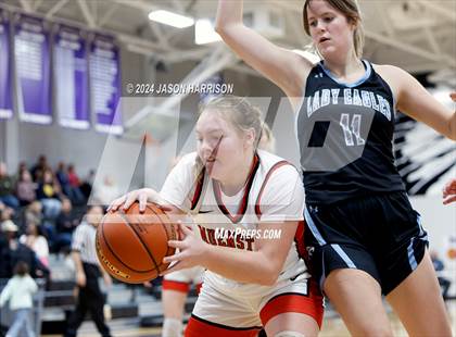 Thumbnail 1 in Como-Pickton vs. Muenster photogallery.