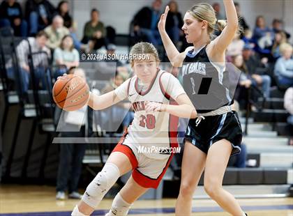 Thumbnail 2 in Como-Pickton vs. Muenster photogallery.