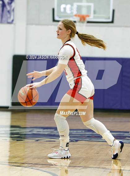 Thumbnail 1 in Como-Pickton vs. Muenster photogallery.