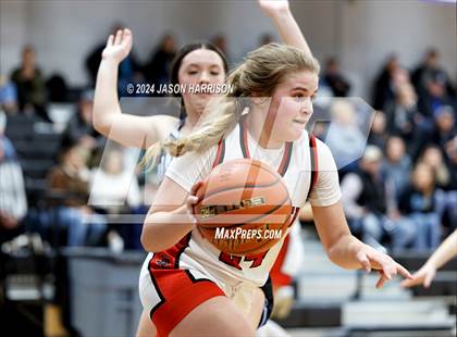 Thumbnail 2 in Como-Pickton vs. Muenster photogallery.