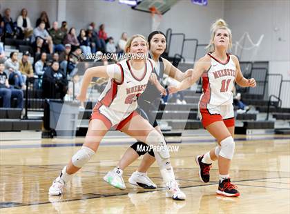 Thumbnail 2 in Como-Pickton vs. Muenster photogallery.