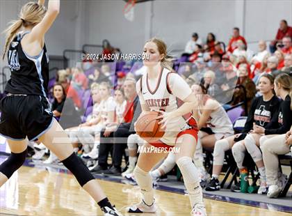 Thumbnail 2 in Como-Pickton vs. Muenster photogallery.