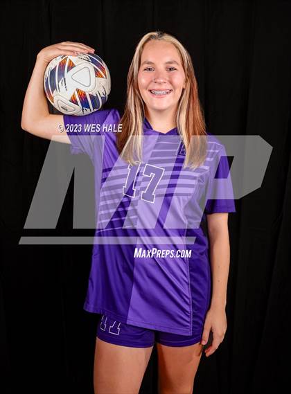 Thumbnail 2 in DeSoto Central (Team & Individual) photogallery.