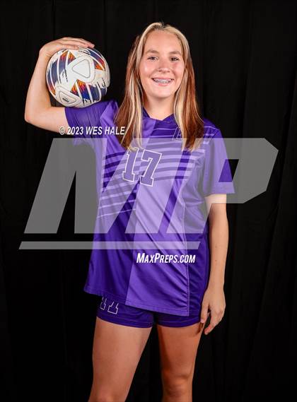 Thumbnail 1 in DeSoto Central (Team & Individual) photogallery.