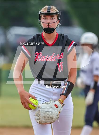 Thumbnail 2 in Pleasant Valley vs Williamsburg (Rick Doran Classic) photogallery.