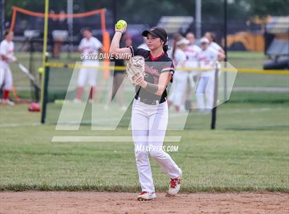 Thumbnail 3 in Pleasant Valley vs Williamsburg (Rick Doran Classic) photogallery.