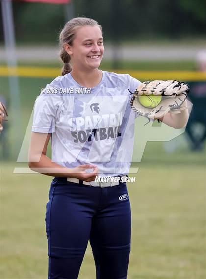 Thumbnail 3 in Pleasant Valley vs Williamsburg (Rick Doran Classic) photogallery.