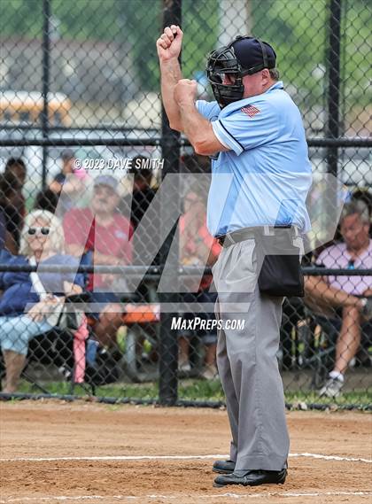 Thumbnail 3 in Pleasant Valley vs Williamsburg (Rick Doran Classic) photogallery.