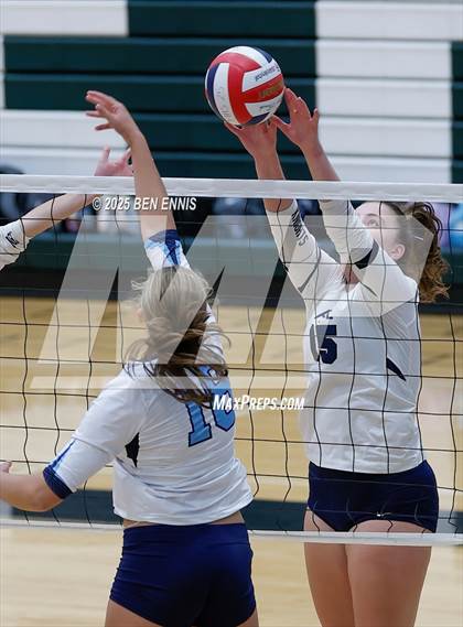 Thumbnail 3 in Pace Academy vs. Lovett photogallery.