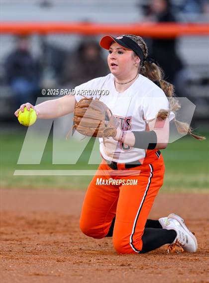 Thumbnail 1 in Davie @ North Davidson photogallery.