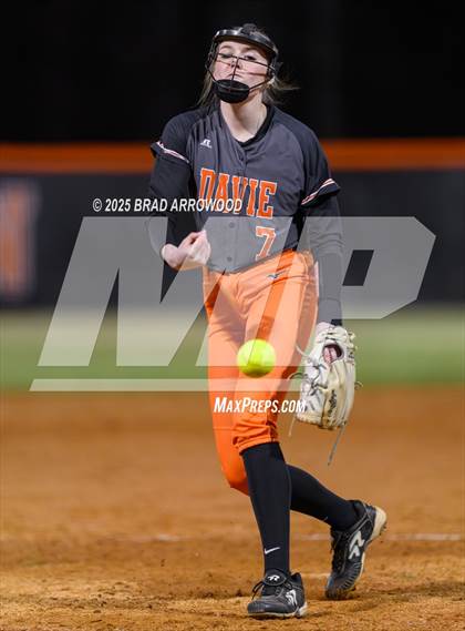 Thumbnail 3 in Davie @ North Davidson photogallery.