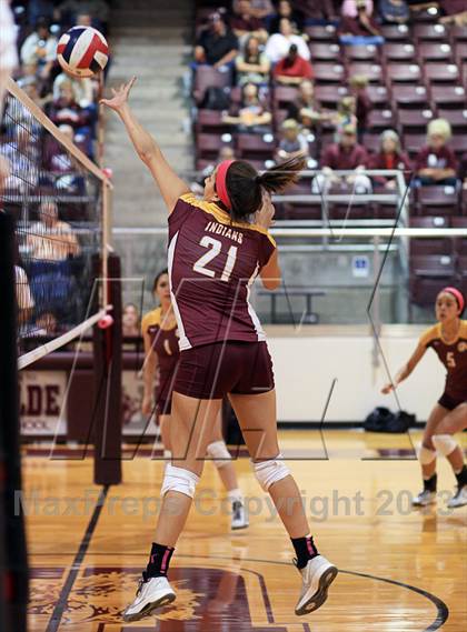 Thumbnail 2 in Harlandale @ Uvalde photogallery.