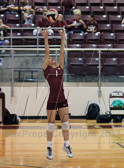 Thumbnail 1 in Harlandale @ Uvalde photogallery.